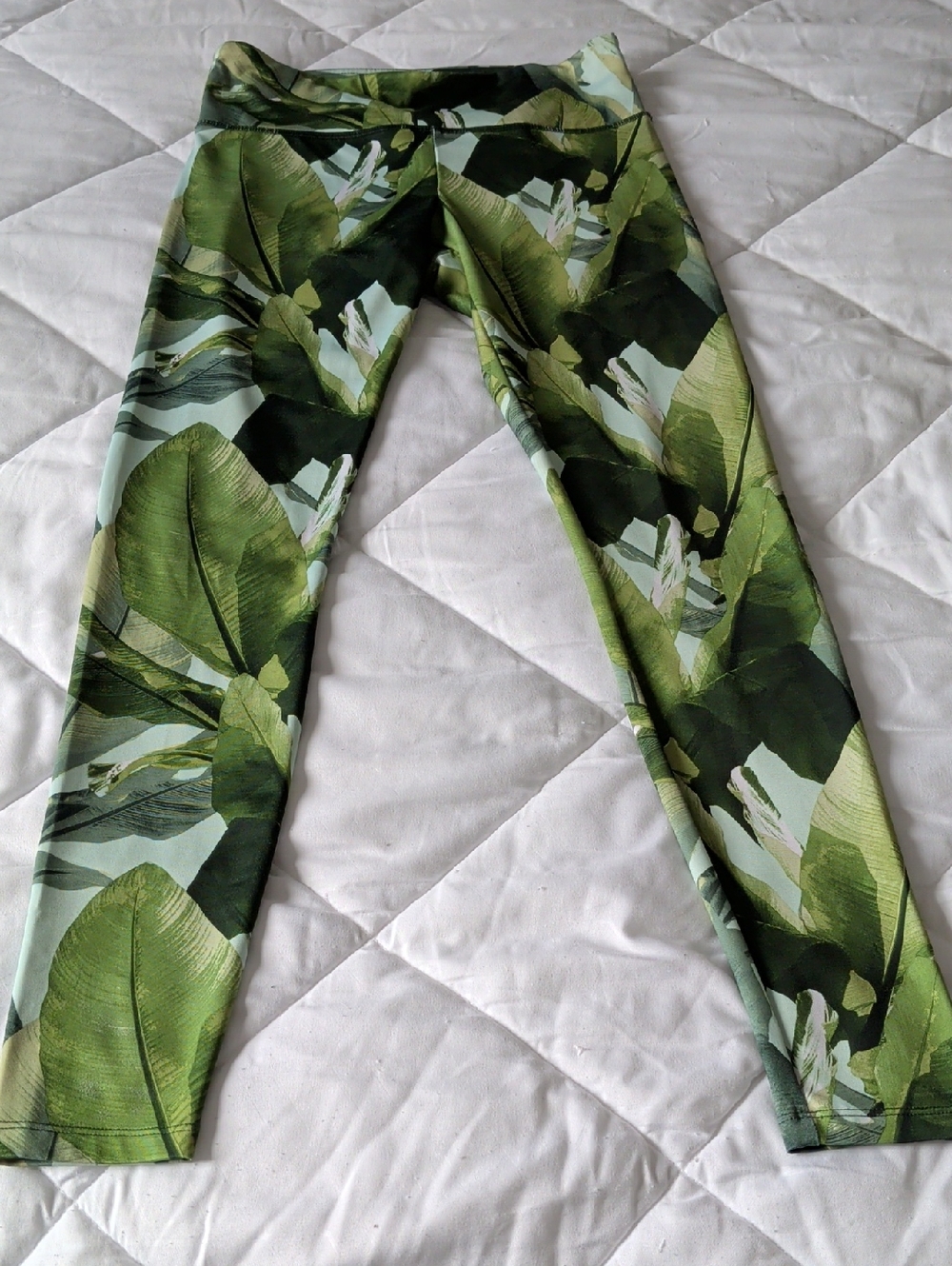 Forever 21 Green Multi-Tone Leaf Print Leggings